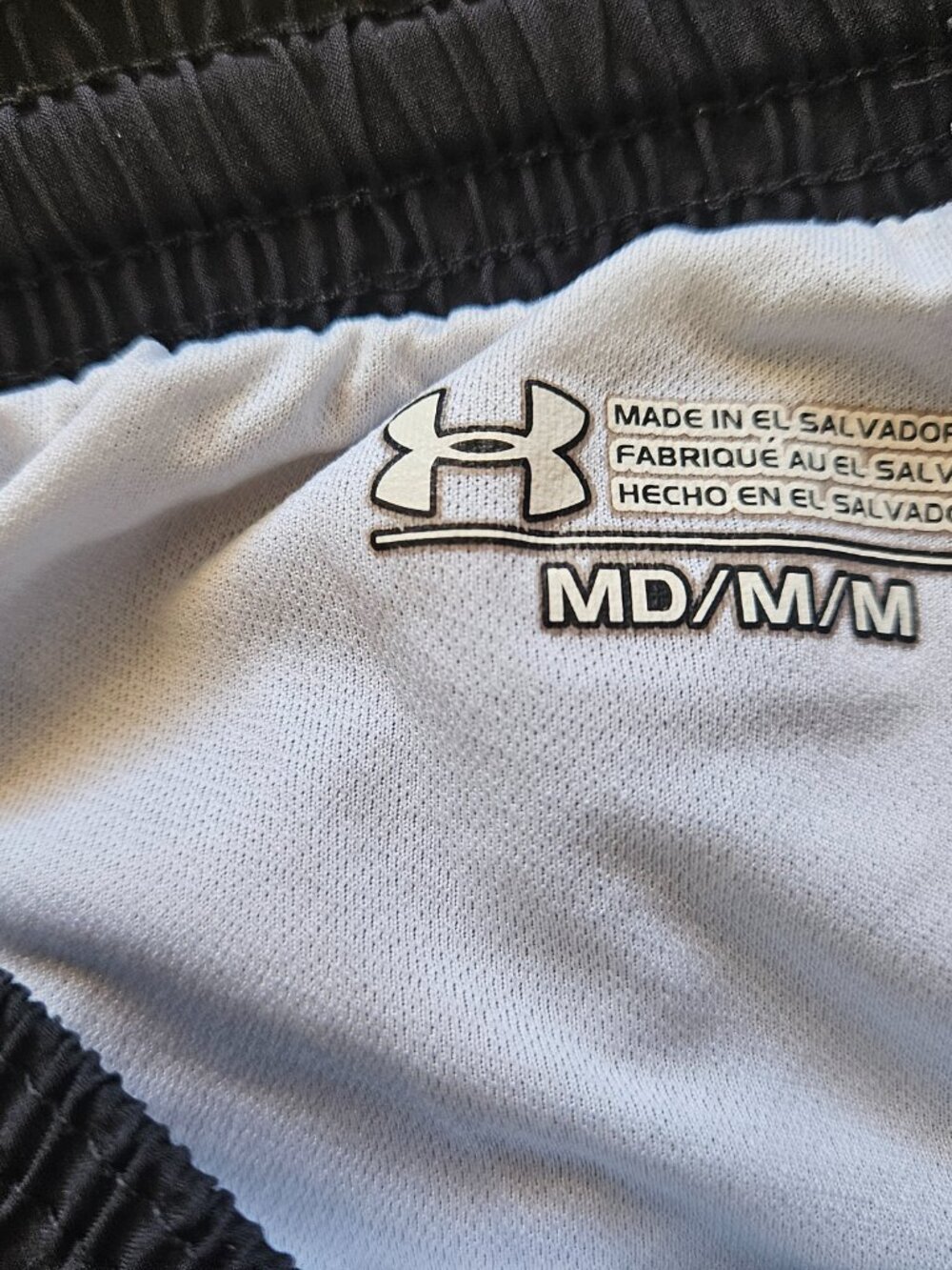 Men's Black Under Armour UCLA Rowing fully lined athletic shorts - Medium - Picture 4 of 4